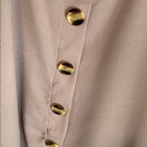 Fantastic Fawn Top - Picture 2 of 8